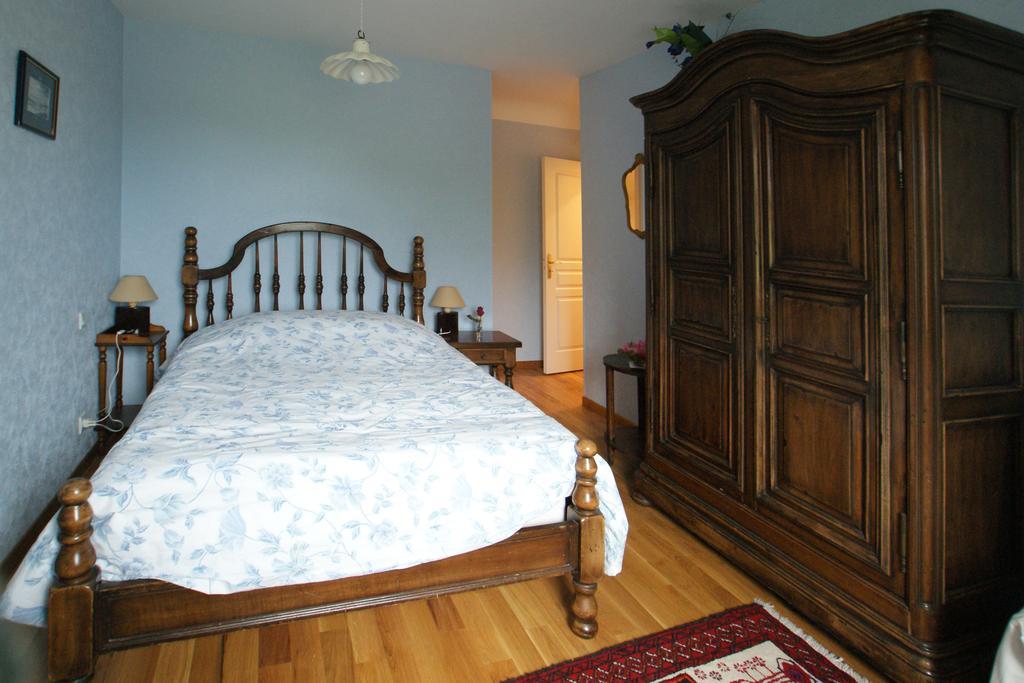 La Grande Malardiere Saint-Georges-Buttavent Номер фото